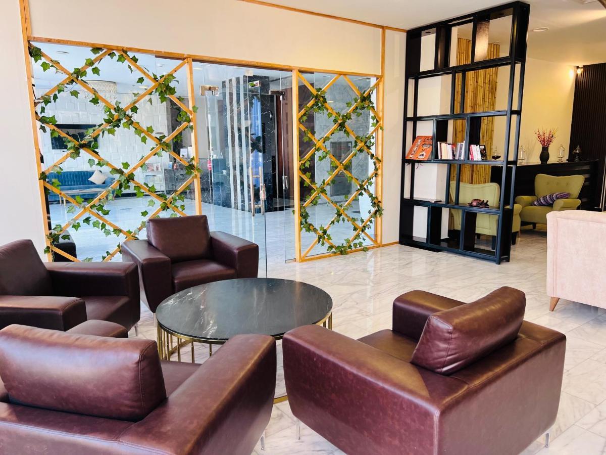 Golden Crown Hotel Alseeb Muscat Екстер'єр фото