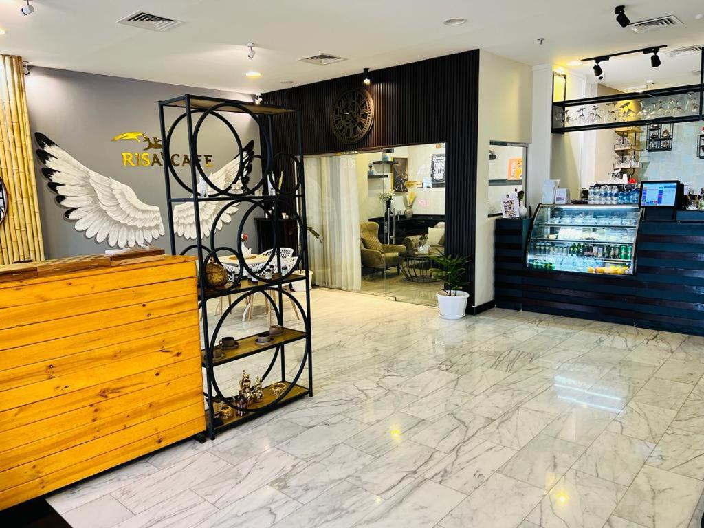 Golden Crown Hotel Alseeb Muscat Екстер'єр фото
